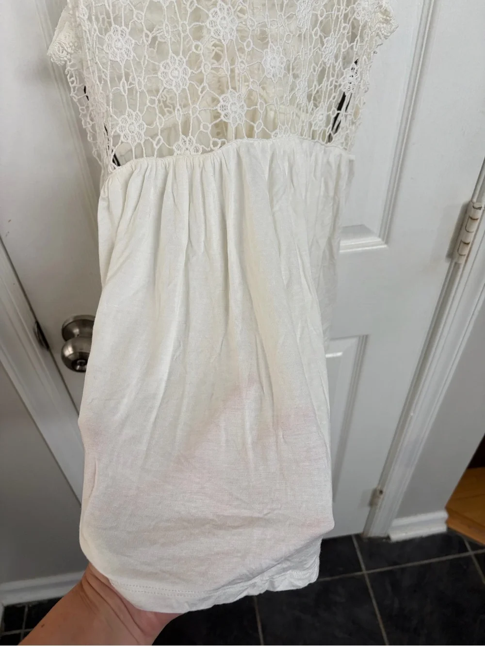 Forever 21 Cream Crochet Lace Tank
